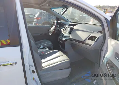 2011 Toyota Sienna Xle V6 from USA, damaged, VIN 5TDYK3DC4BS030573